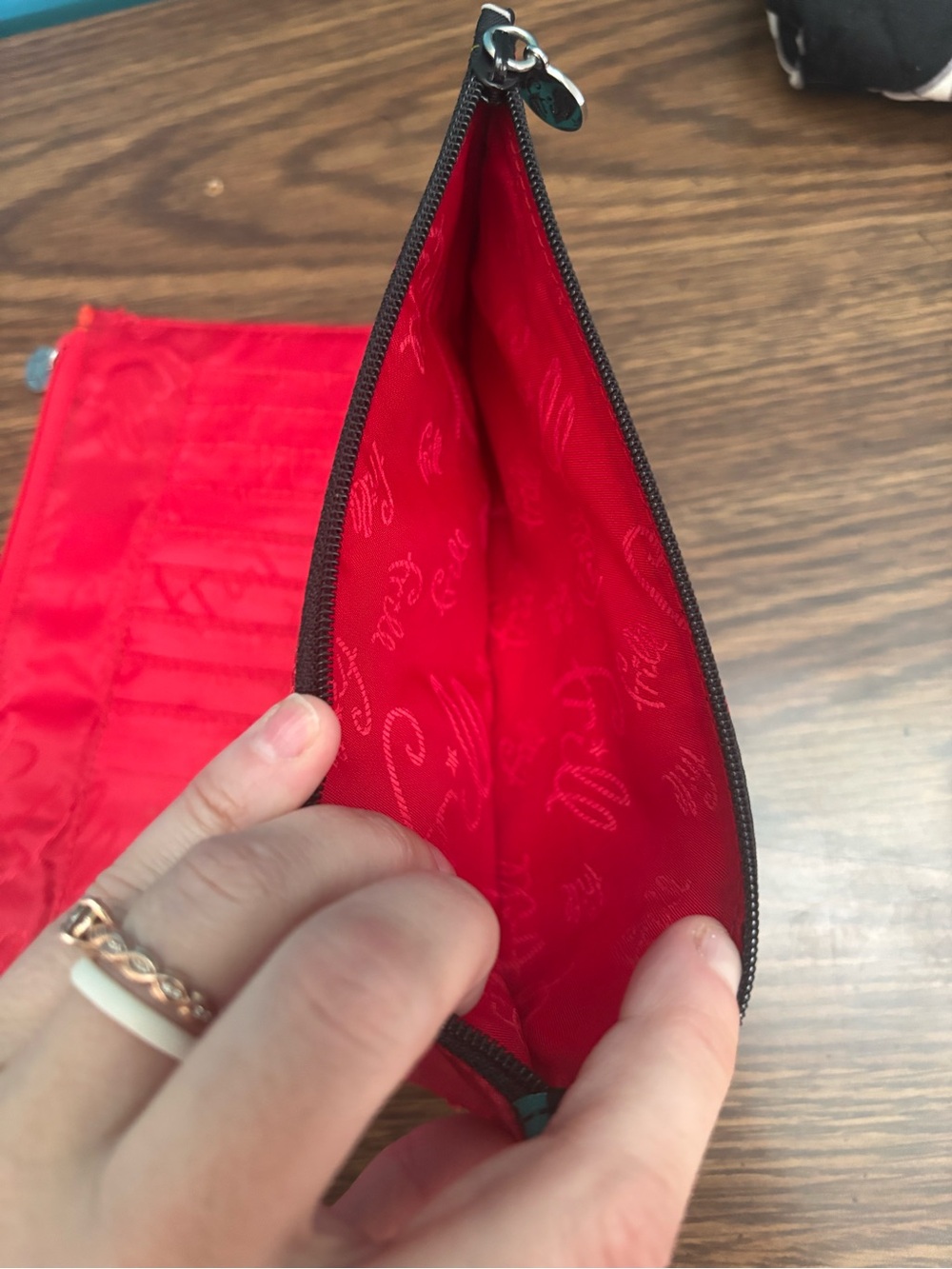 Vera Bradley retired "From A to Vera" Pattern Wallet from the Frill Collection - Picture 5 of 8